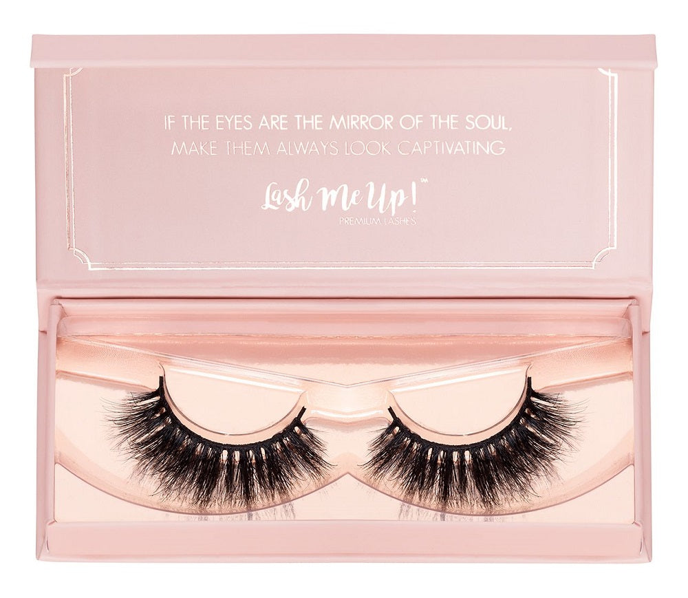 False Eyelashes False Eyelashes on the bar Welcome To St. Tropez 1 pair
