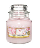 Scented candle small jar of Snowflake Cookie 104g