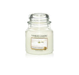 Scented jar candle medium Fluffy Towels ™ 411g